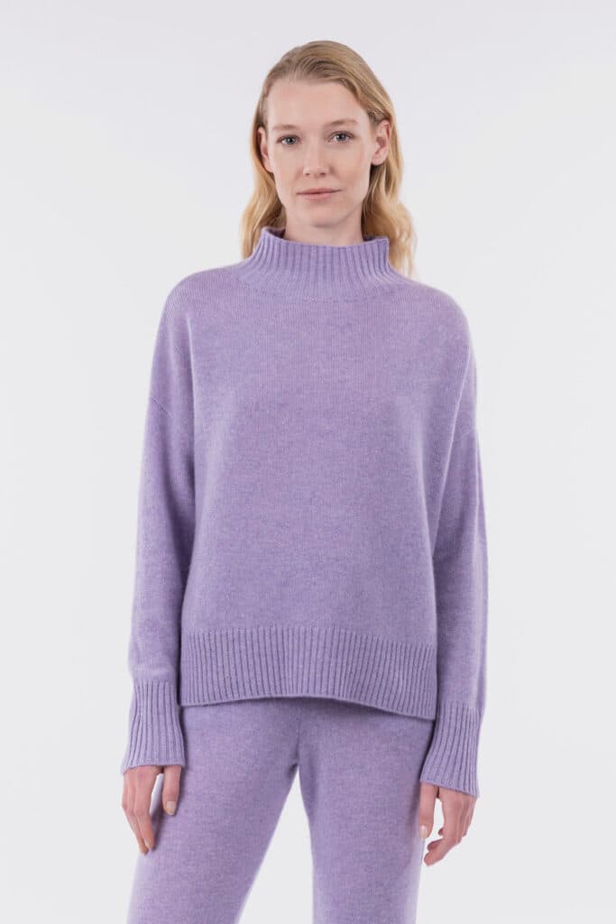 Pullover asimmetrico collo vulcano